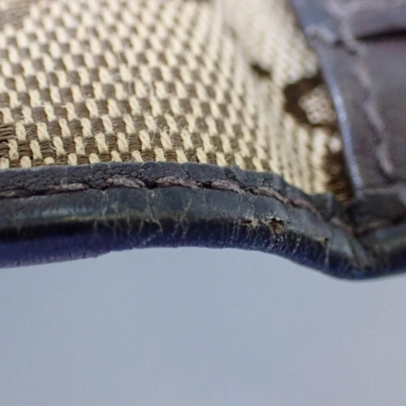 Gucci Brown GG Canvas Card Case - Picture 4 of 7